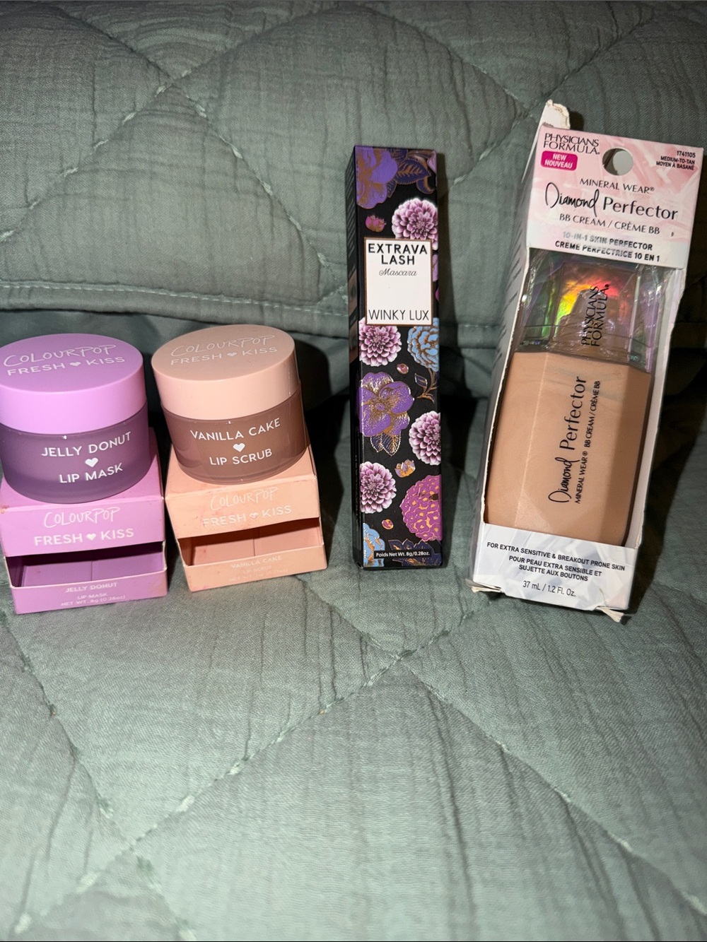 Beauty Bundle! ColourPop, WinkyLux, Physicians Formula RV$48!!
